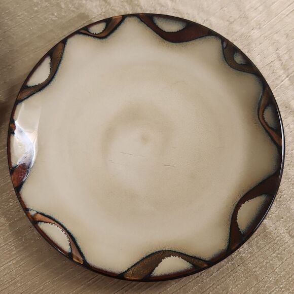 Pier 1 Imports Wave Salad Plate 8 3/8" Plate Set of 2 - Picture 3 of 8